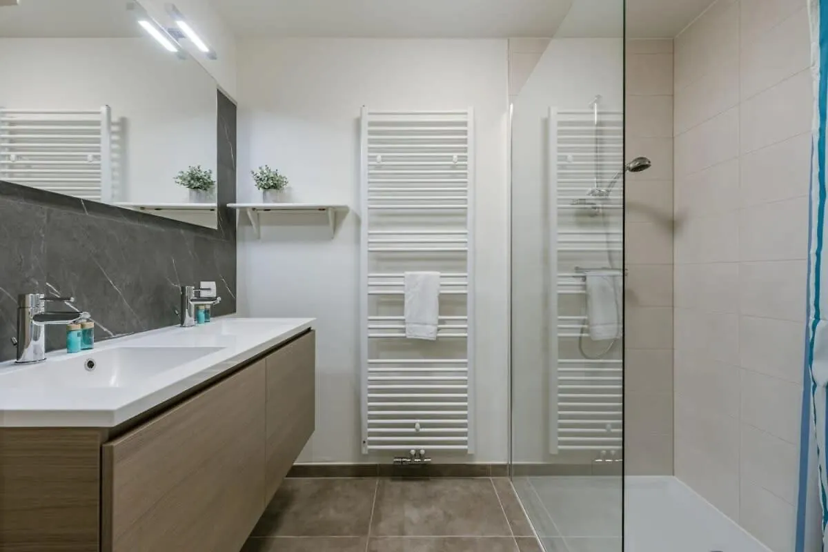 Huswell - A Luminous Apartment Near The Marina Ostende Belgien