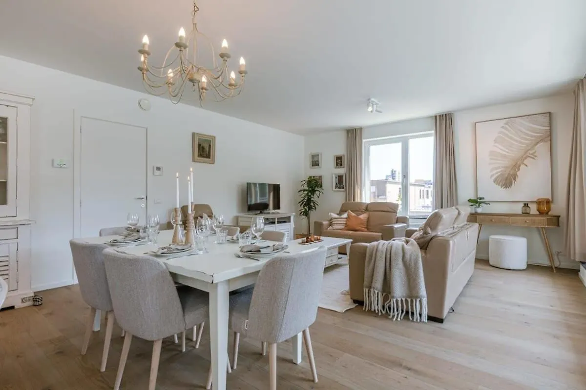 Huswell - A Luminous Apartment Near The Marina Ostende